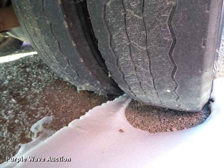 image for item EW9829 2009 Ford F450 Super Duty ambulance