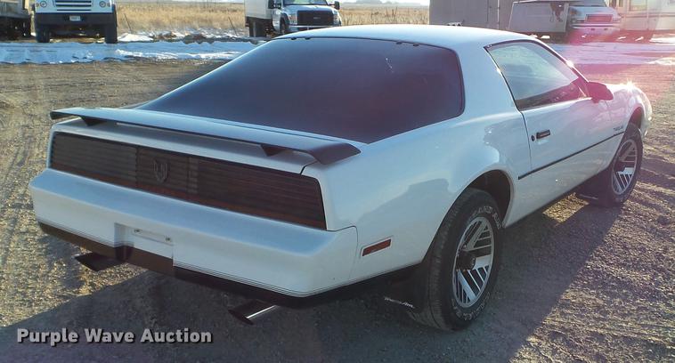 image for item EW9830 1987 Pontiac Firebird Trans Am