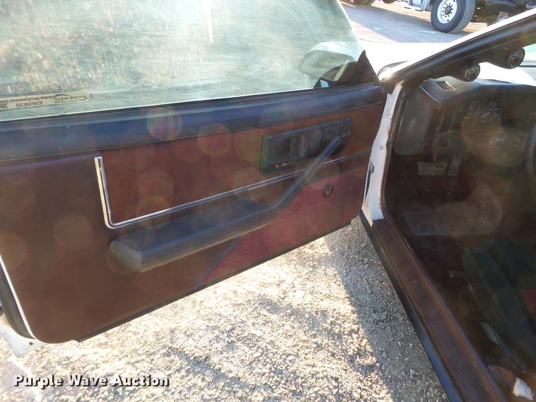 image for item EW9830 1987 Pontiac Firebird Trans Am