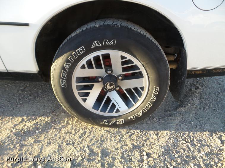 image for item EW9830 1987 Pontiac Firebird Trans Am