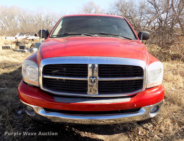 image for item FE9268 2006 Dodge Ram 2500 Lone Star Quad Cab pickup truck