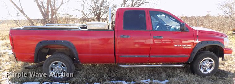 image for item FE9268 2006 Dodge Ram 2500 Lone Star Quad Cab pickup truck