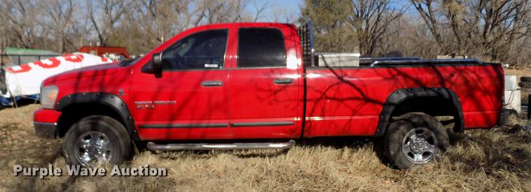 image for item FE9268 2006 Dodge Ram 2500 Lone Star Quad Cab pickup truck
