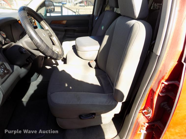 image for item FE9268 2006 Dodge Ram 2500 Lone Star Quad Cab pickup truck