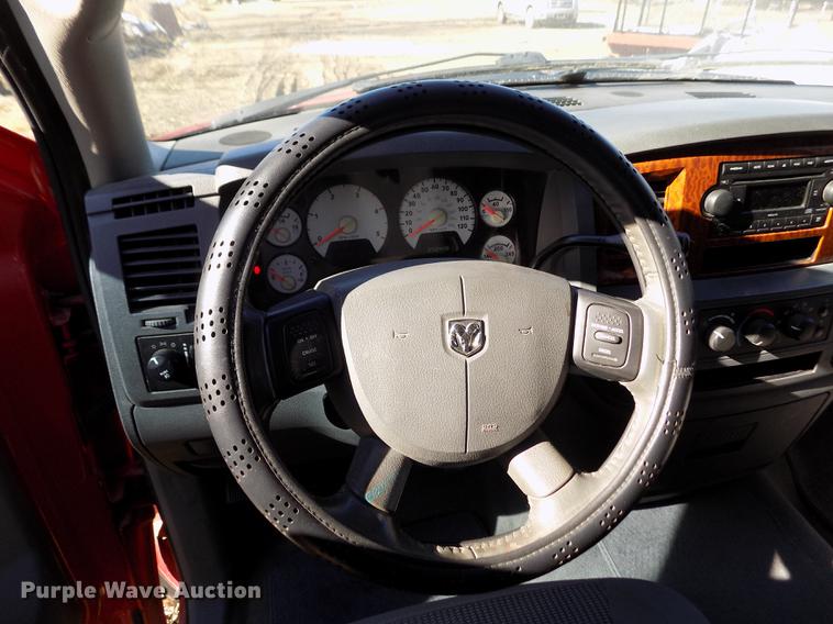 image for item FE9268 2006 Dodge Ram 2500 Lone Star Quad Cab pickup truck