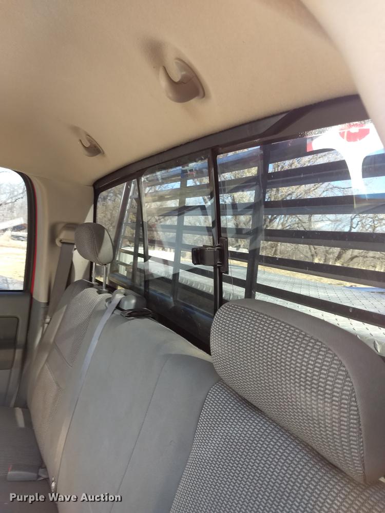 image for item FE9268 2006 Dodge Ram 2500 Lone Star Quad Cab pickup truck