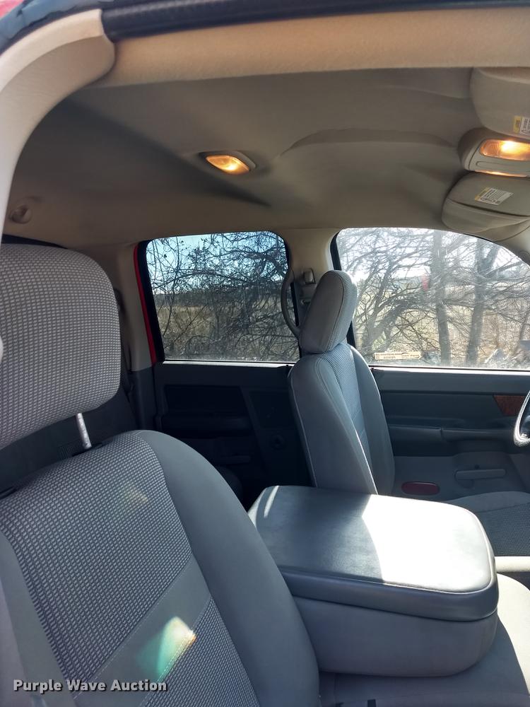 image for item FE9268 2006 Dodge Ram 2500 Lone Star Quad Cab pickup truck