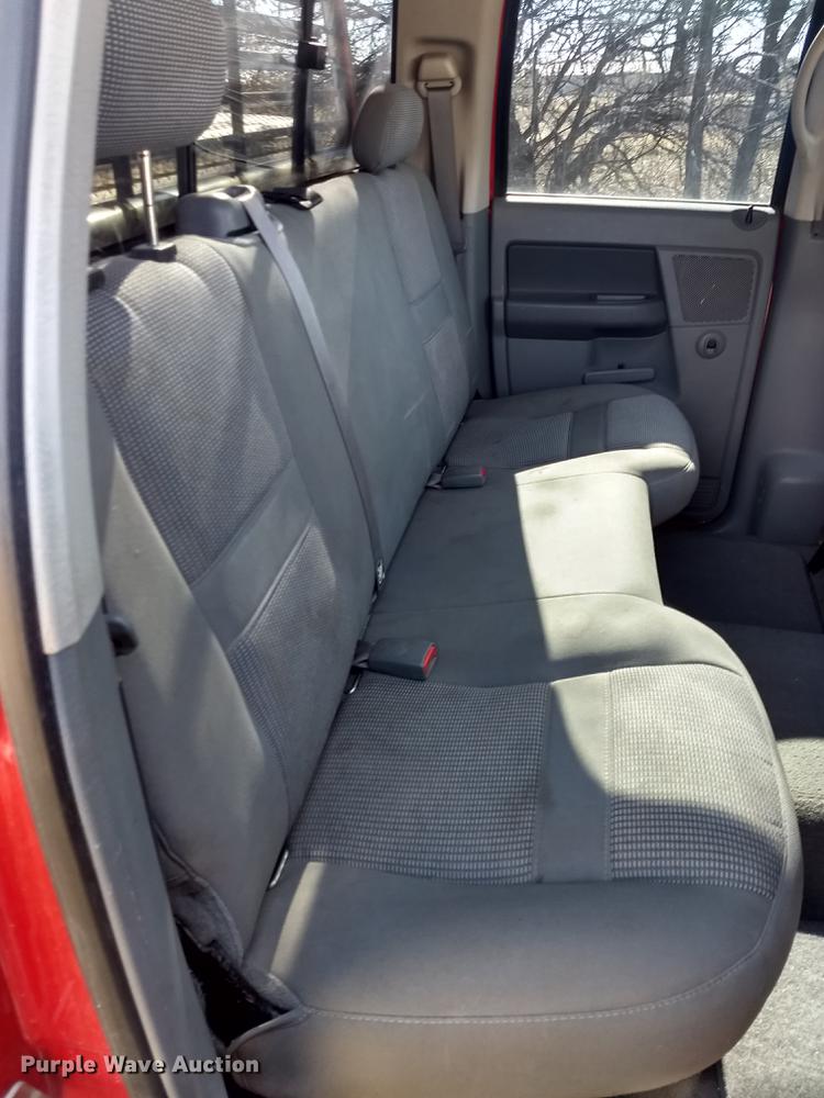 image for item FE9268 2006 Dodge Ram 2500 Lone Star Quad Cab pickup truck