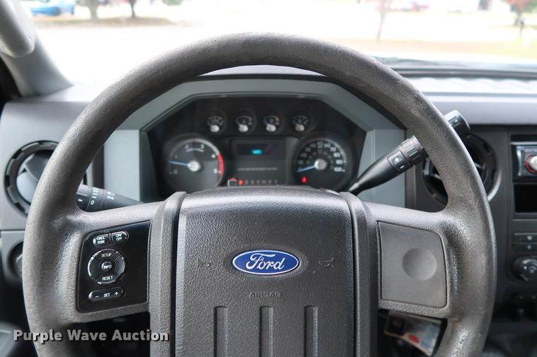 image for item FE9540 2011 Ford F550 Crew Cab flatbed truck