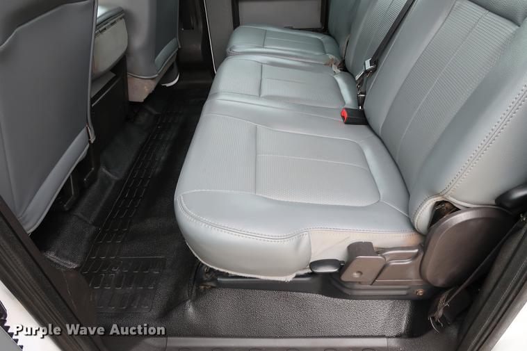 image for item FE9540 2011 Ford F550 Crew Cab flatbed truck