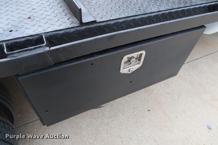 image for item FE9540 2011 Ford F550 Crew Cab flatbed truck