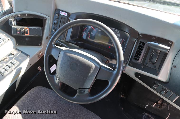 image for item FE9541 2009 Blue Bird Vision Handy Bus school bus