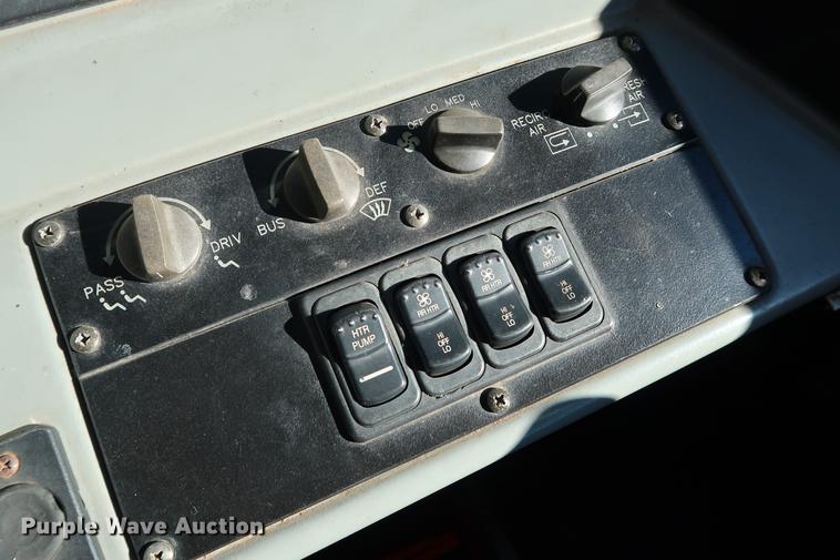 image for item FE9541 2009 Blue Bird Vision Handy Bus school bus