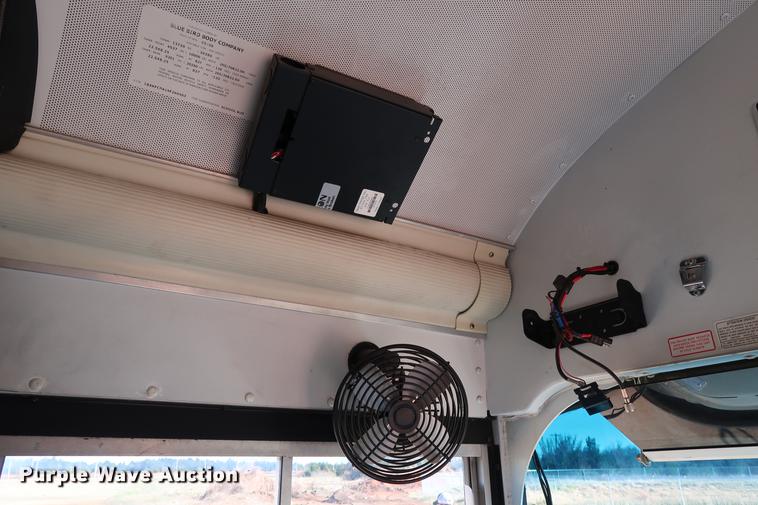 image for item FE9541 2009 Blue Bird Vision Handy Bus school bus