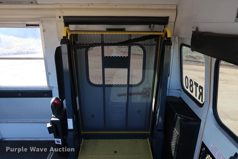 image for item FE9541 2009 Blue Bird Vision Handy Bus school bus