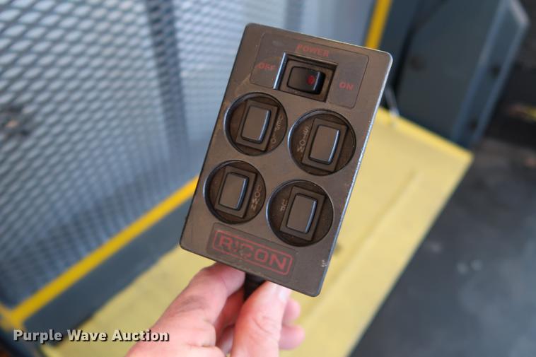 image for item FE9541 2009 Blue Bird Vision Handy Bus school bus