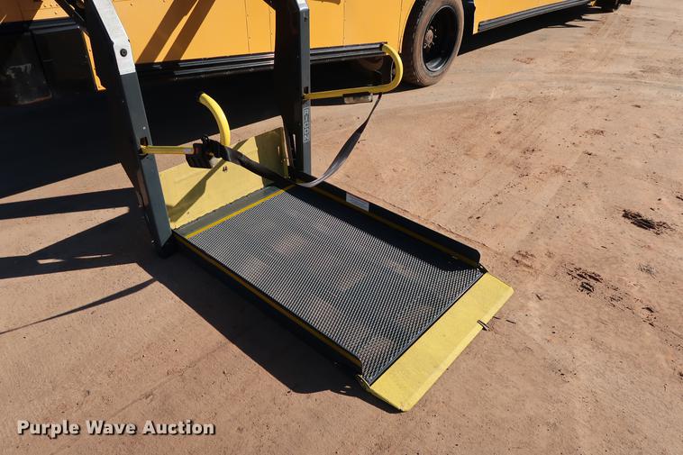 image for item FE9541 2009 Blue Bird Vision Handy Bus school bus