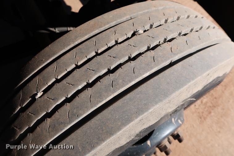 image for item FE9541 2009 Blue Bird Vision Handy Bus school bus