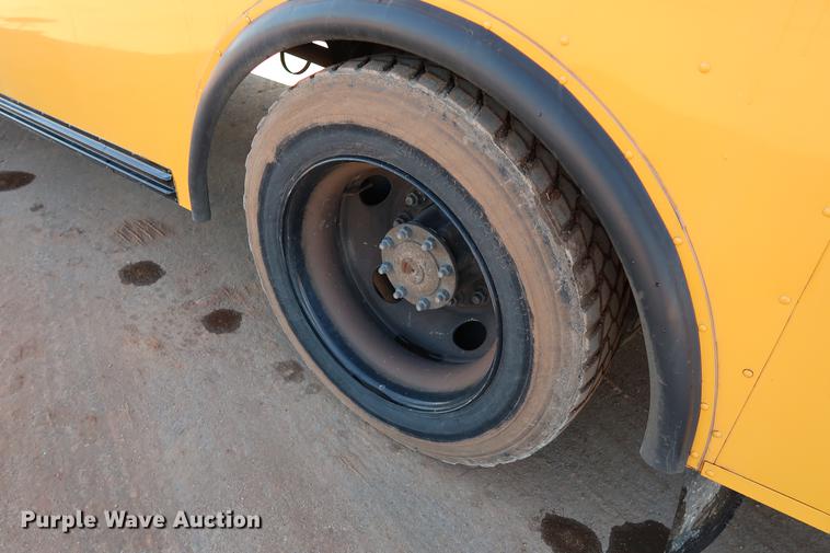 image for item FE9541 2009 Blue Bird Vision Handy Bus school bus