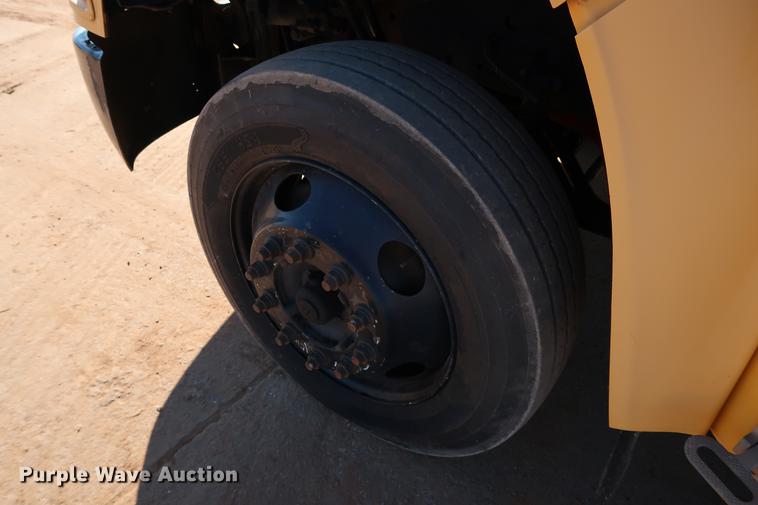 image for item FE9541 2009 Blue Bird Vision Handy Bus school bus