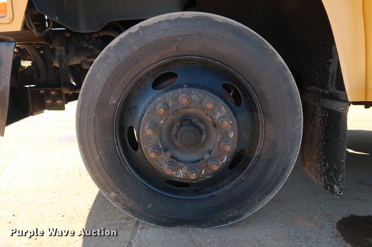 image for item FE9541 2009 Blue Bird Vision Handy Bus school bus