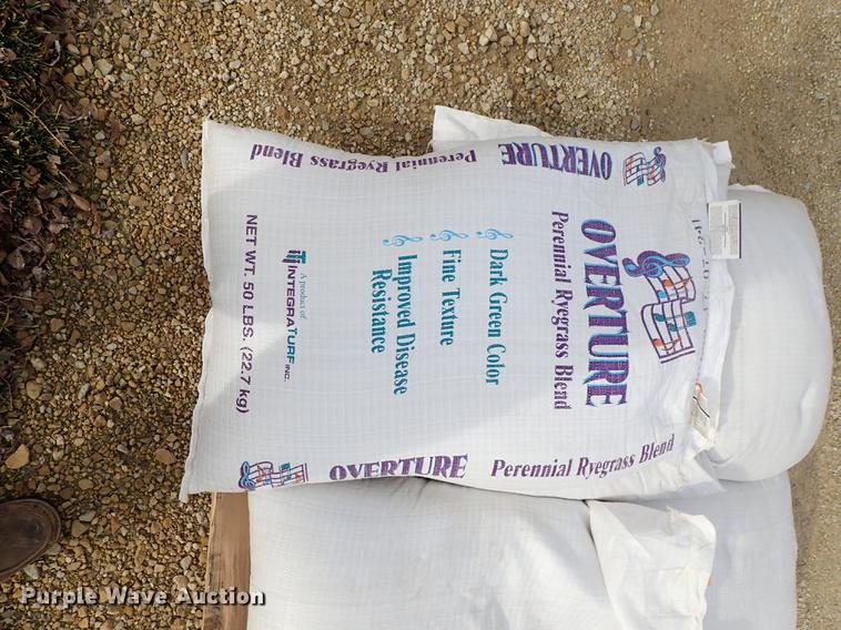 image for item FI9460 Rye grass seed and nitrogen