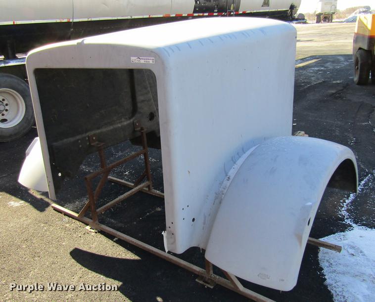 image for item FI9539 Fiberglass hood