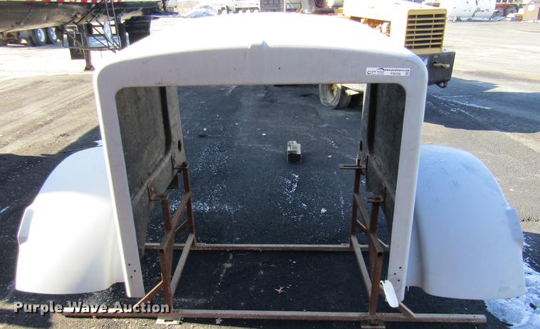 image for item FI9539 Fiberglass hood