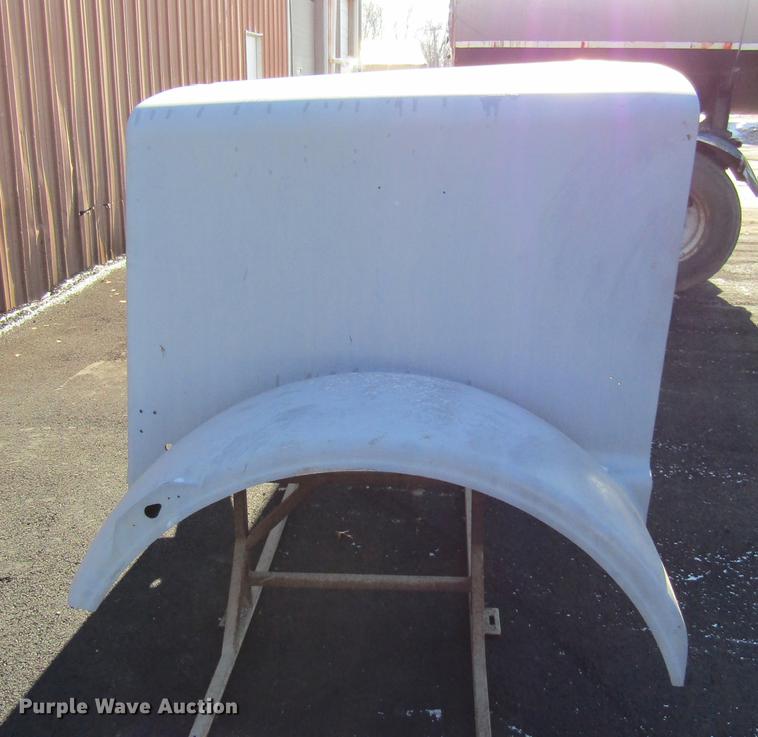image for item FI9539 Fiberglass hood