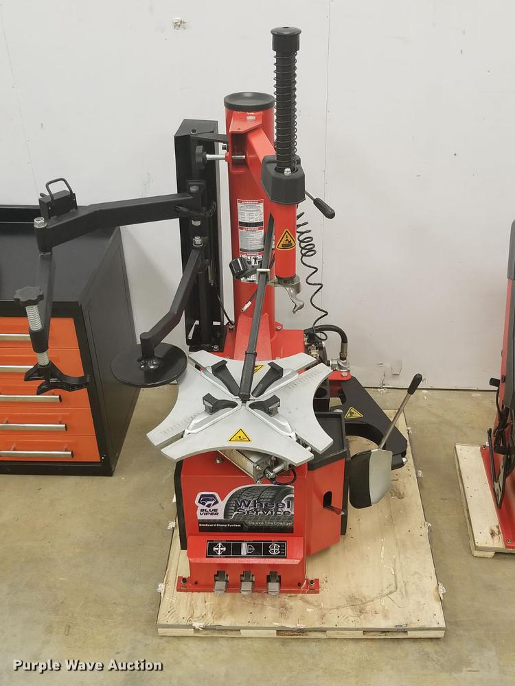 image for item G1394 Dual arm tire deluxe tire changer FT350