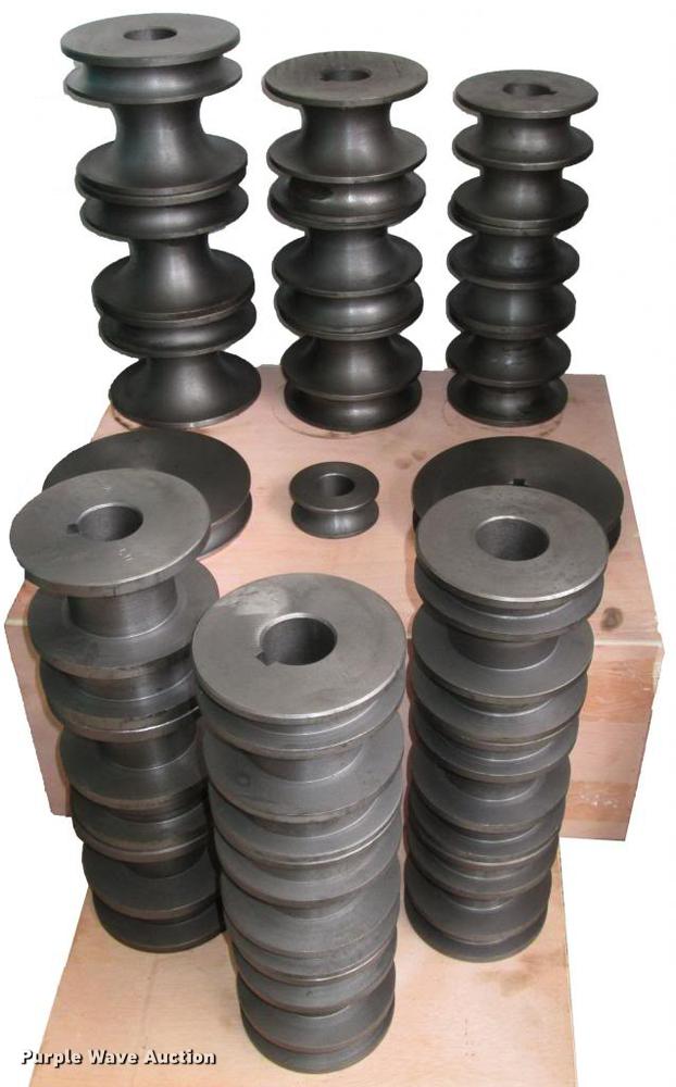 image for item G1395 Electric pipe bender