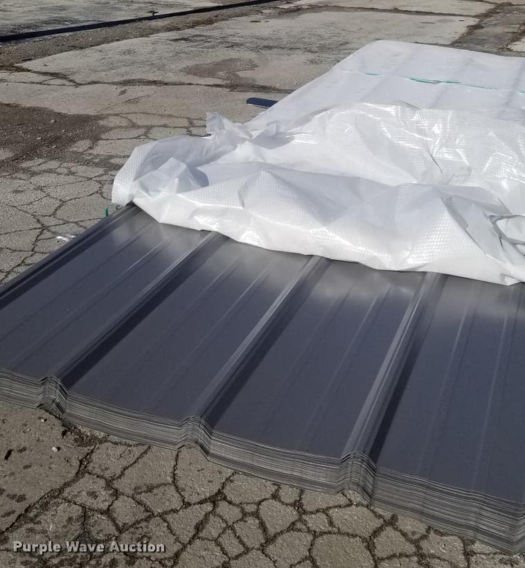 image for item G1409 (72) sheets of metal roofing/siding