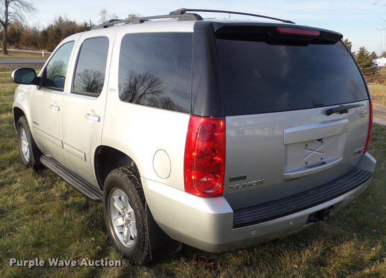 image for item L5732 2012 GMC Yukon SLT SUV