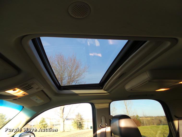 image for item L5732 2012 GMC Yukon SLT SUV