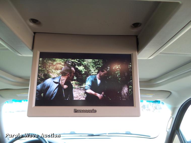 image for item L5732 2012 GMC Yukon SLT SUV