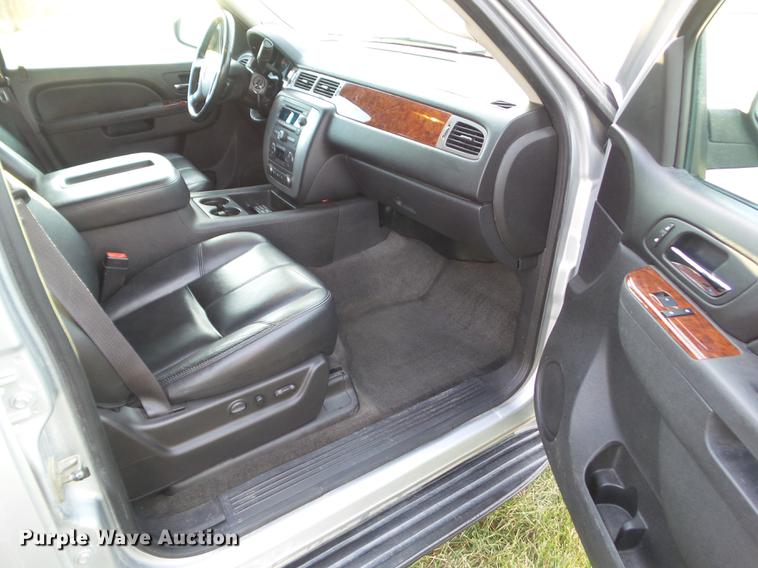 image for item L5732 2012 GMC Yukon SLT SUV