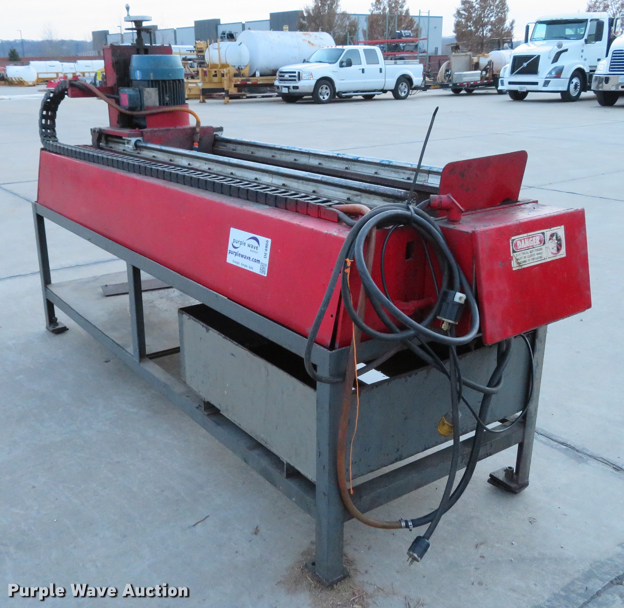 Simonds 64 bench knife grinder in Chesterfield, MO Item DE4966 sold