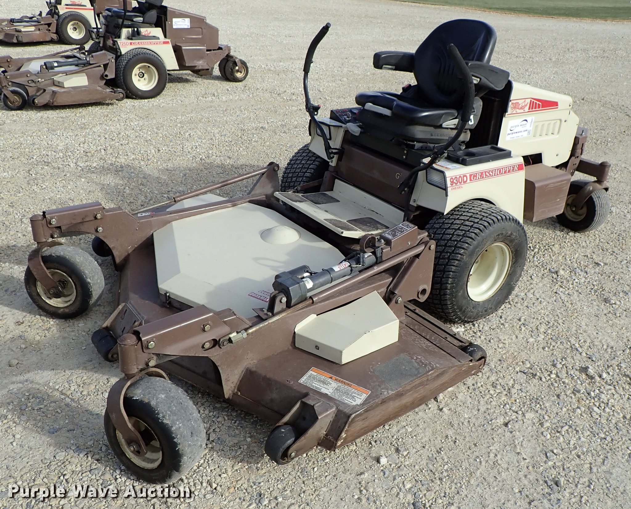 930D ZTR lawn mower in McPherson, KS Item DG2887 sold