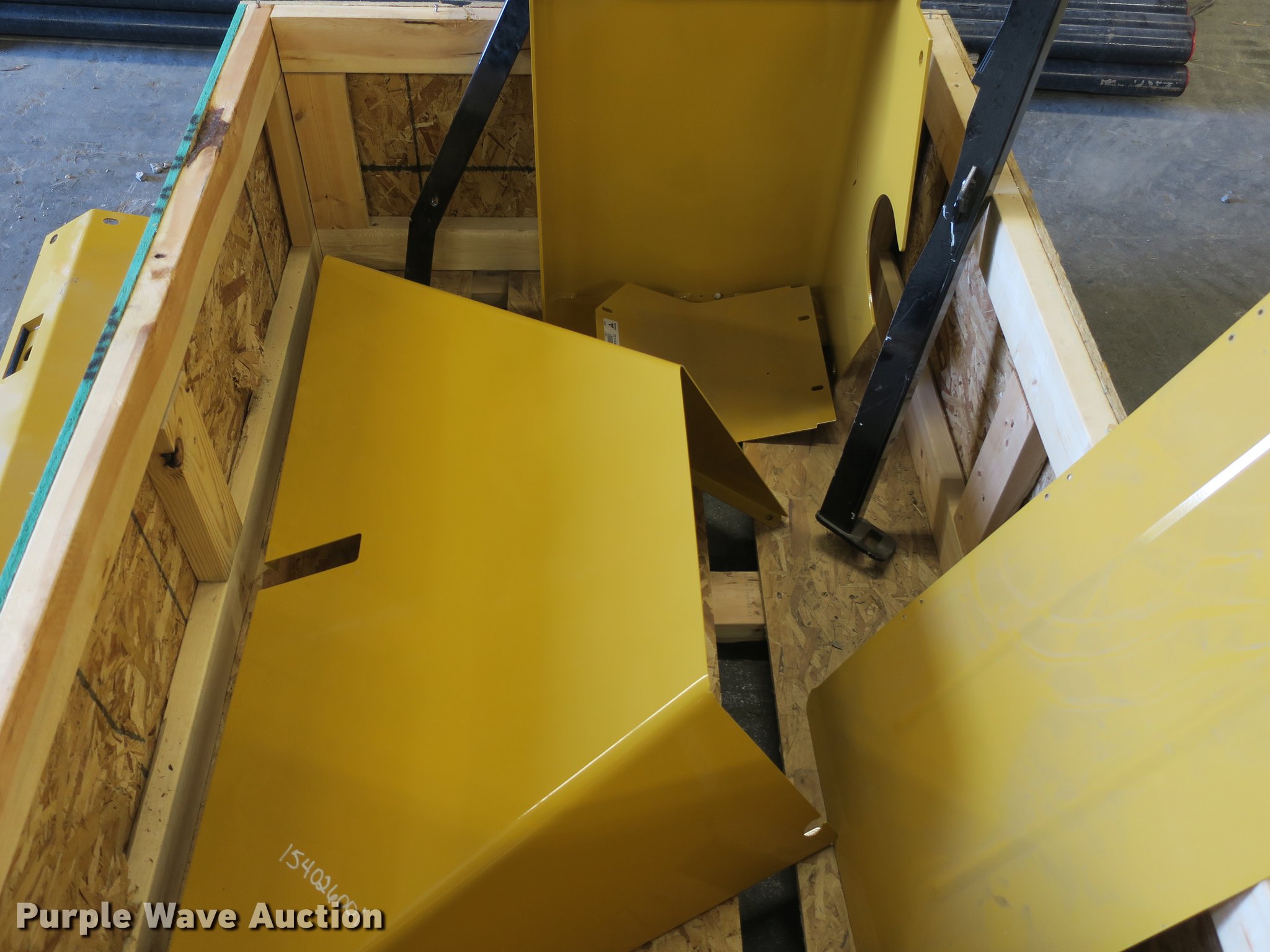 Vermeer BC1000XL shields in Brookline, MO Item EO9392 sold Purple Wave