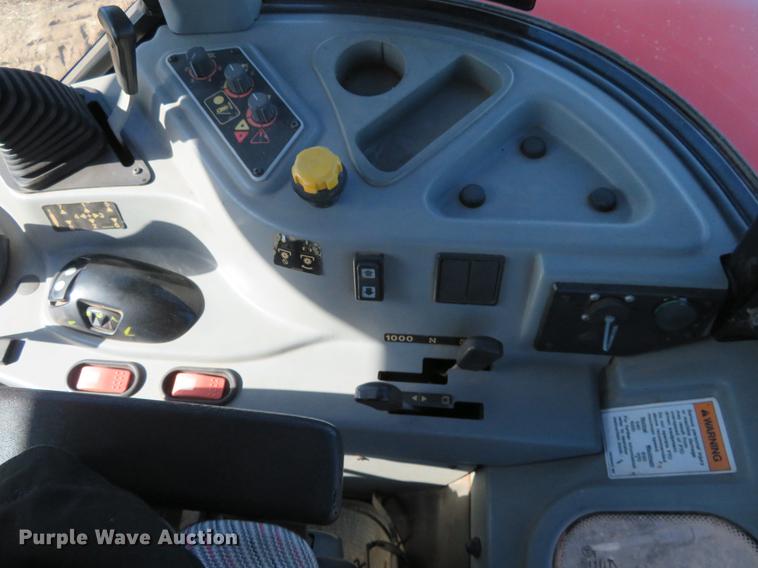 image for item BU9981 2002 AGCO LT85 MFWD tractor