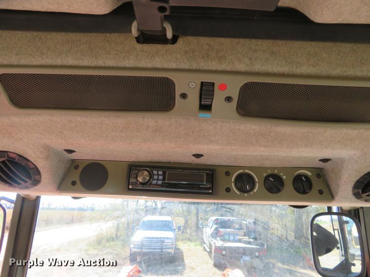 image for item BU9981 2002 AGCO LT85 MFWD tractor