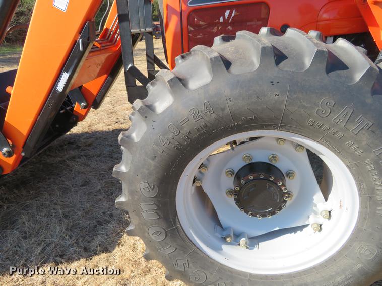 image for item BU9981 2002 AGCO LT85 MFWD tractor