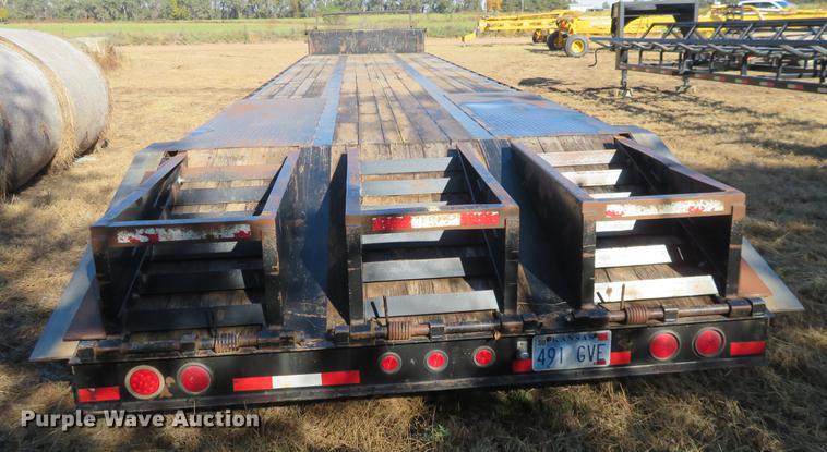 image for item BU9987 2005 Neville Built drop deck equipment trailer