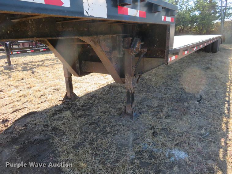 image for item BU9987 2005 Neville Built drop deck equipment trailer