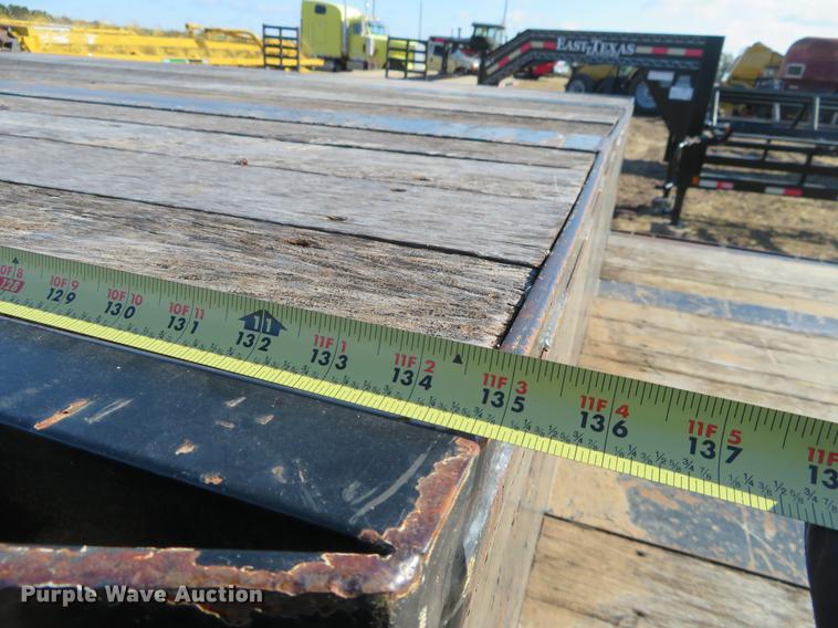 image for item BU9987 2005 Neville Built drop deck equipment trailer