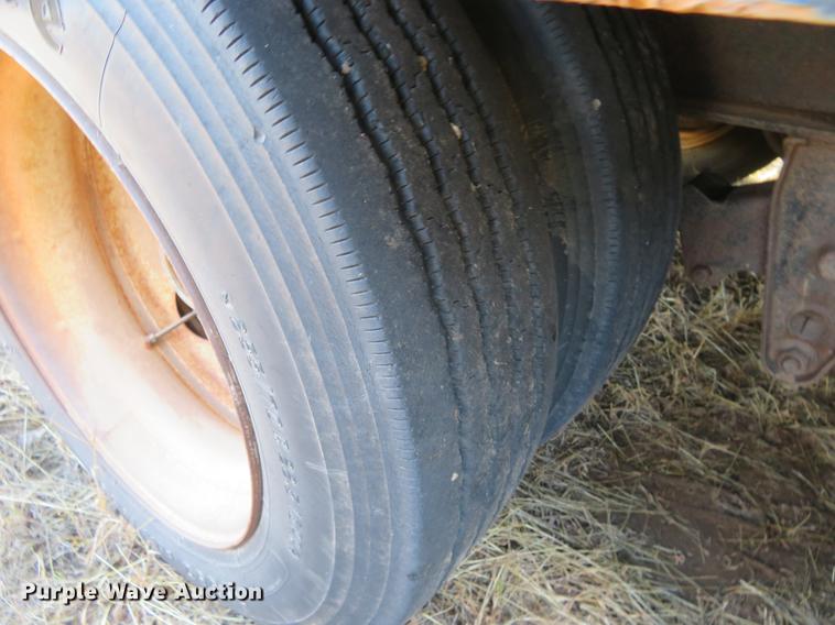 image for item BU9987 2005 Neville Built drop deck equipment trailer