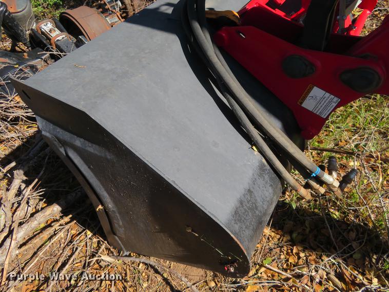 image for item BU9992 2009 Massey-Ferguson 6480 MFWD tractor