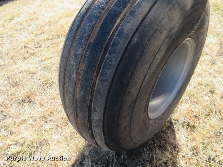 image for item BU9993 2015 Massey-Ferguson WR9870 windrower