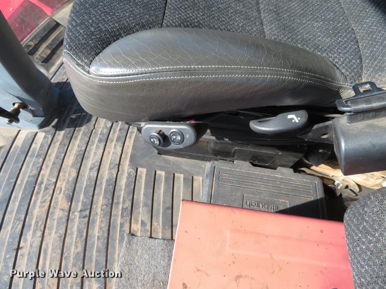 image for item BU9994 2013 Massey-Ferguson WR9760 windrower