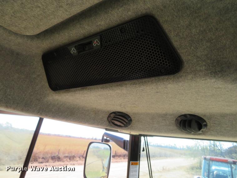 image for item BU9995 2009 Challenger MT555B MFWD tractor